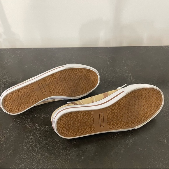 Coach Lace Up Sneakers, 7 1/2, EUC - Picture 6 of 8